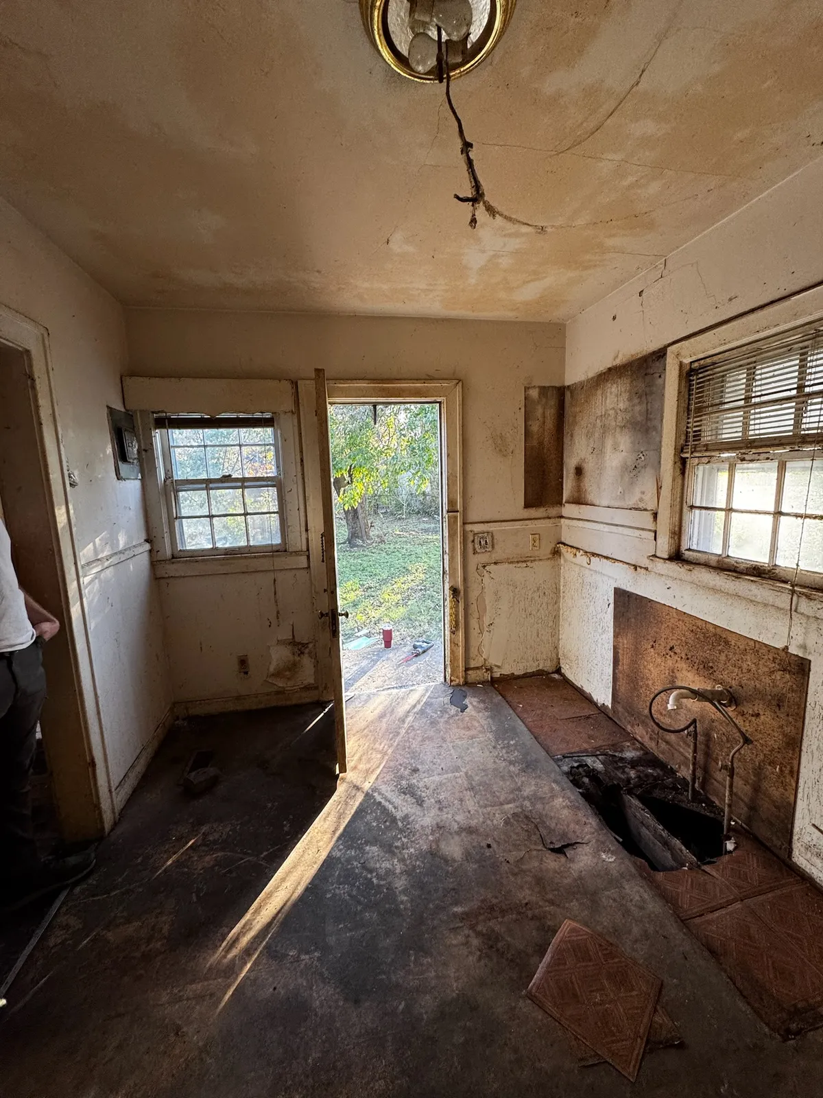 Kitchen at 2202 Chamberlain Ave before restoration